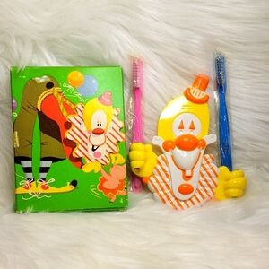 3/$25 Avon Vintage Clown Toothbrush Holder Set